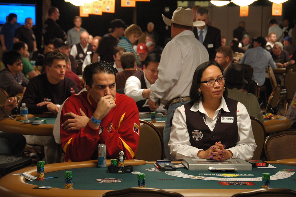 Poker 5 Card Draw : L&rsquo;art de bluffer comme un champion